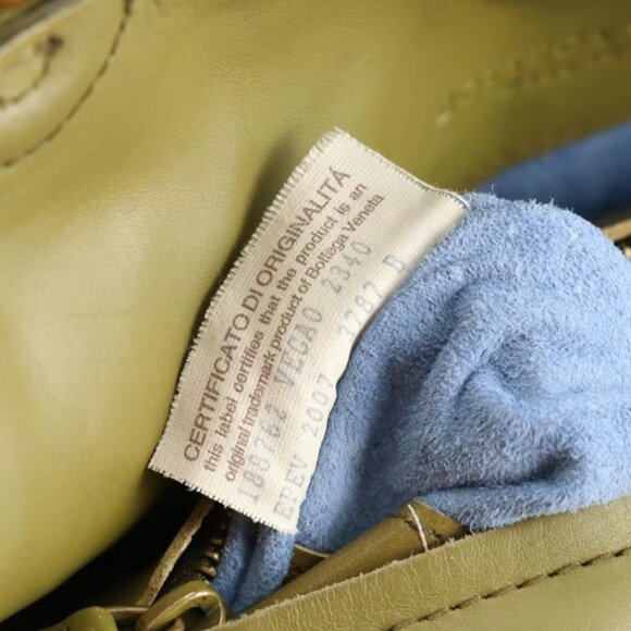 Authentic Bottega Veneta Flat Shoulder Bag - Golden Metallic Intrecciato Leather - Picture 6 of 16